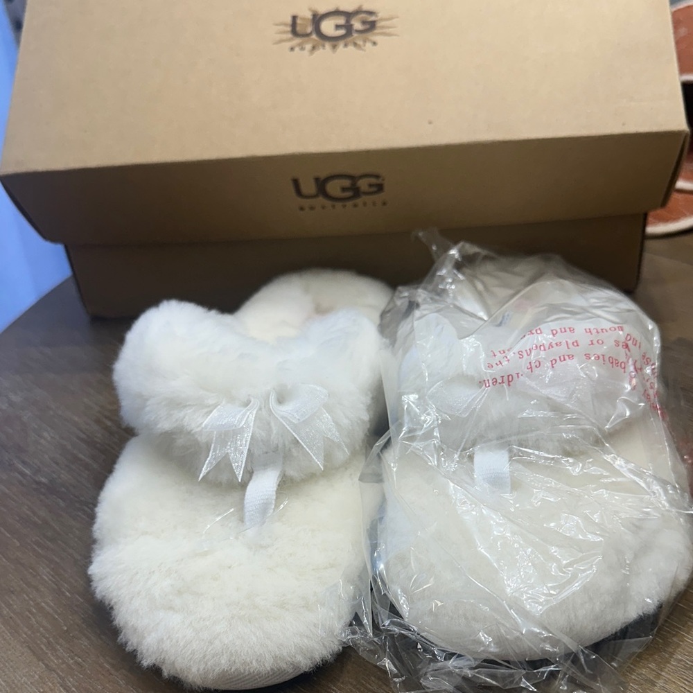 UGG Soft Cream Furry Slippers